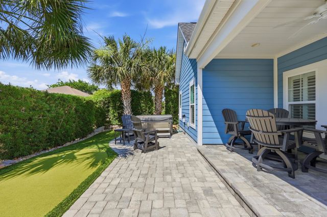 1407 Landfall Dr., North Myrtle Beach, SC 29582
