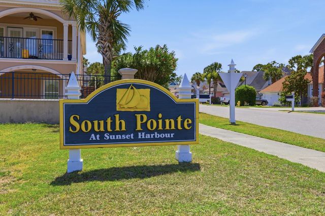 1407 Landfall Dr., North Myrtle Beach, SC 29582