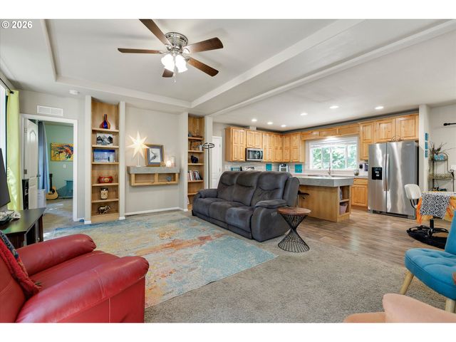 32700 Se LEEWOOD Ln 26, Boring, OR 97009