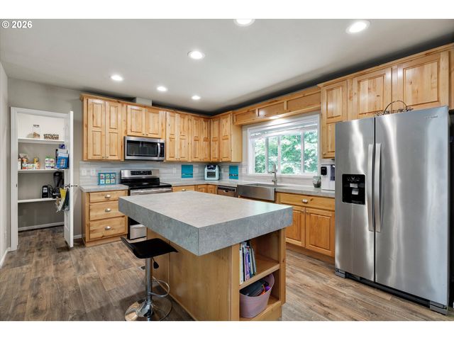 32700 Se LEEWOOD Ln 26, Boring, OR 97009