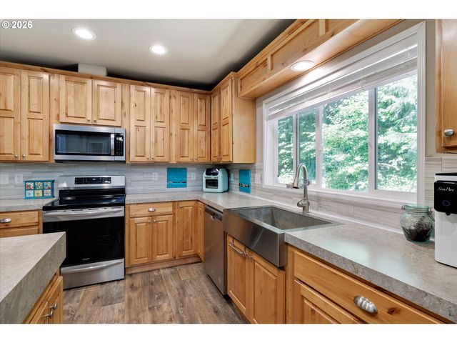 32700 Se LEEWOOD Ln 26, Boring, OR 97009