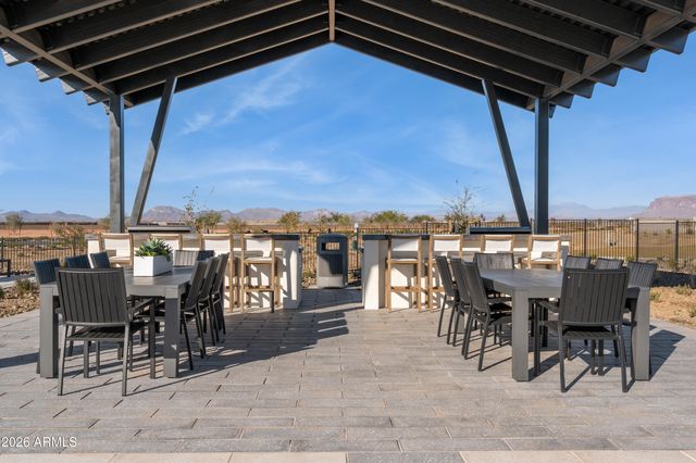 2881 W Sheppard Avenue, Apache Junction, AZ 85120