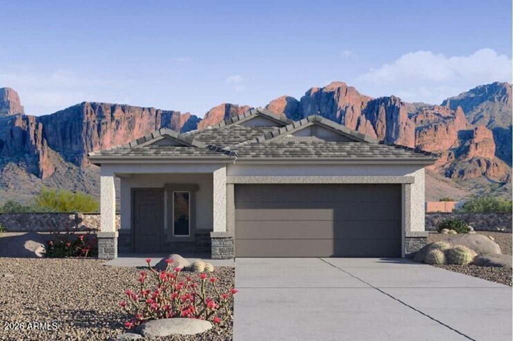 2881 W Sheppard Avenue, Apache Junction, AZ 85120
