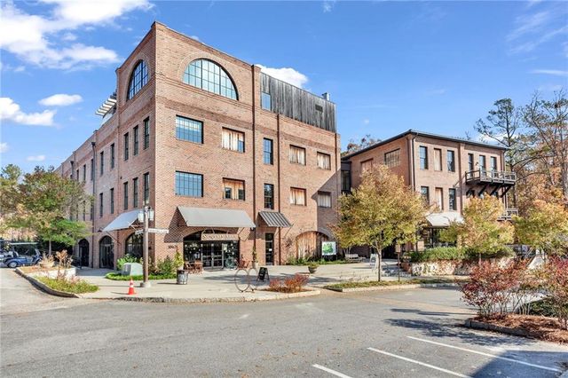 10625 Serenbe Lane 206, Chattahoochee Hills, GA 30268