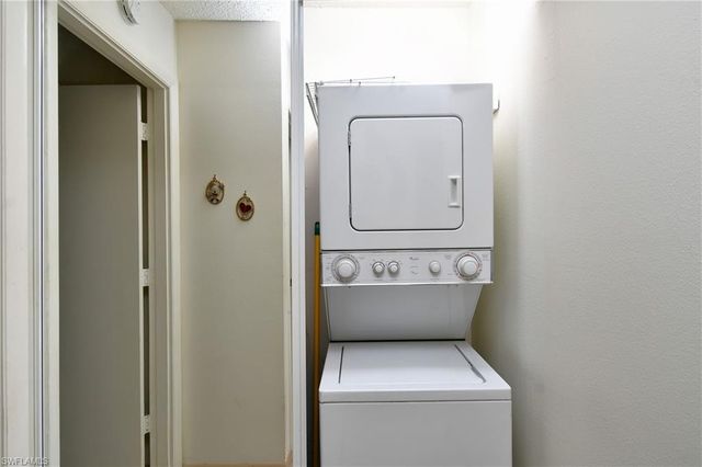 45 Desert Candle CIR, Lehigh Acres, FL 33936