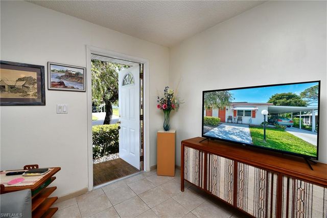 45 Desert Candle CIR, Lehigh Acres, FL 33936