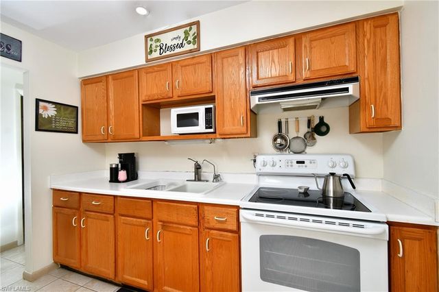 45 Desert Candle CIR, Lehigh Acres, FL 33936