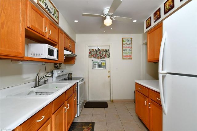 45 Desert Candle CIR, Lehigh Acres, FL 33936