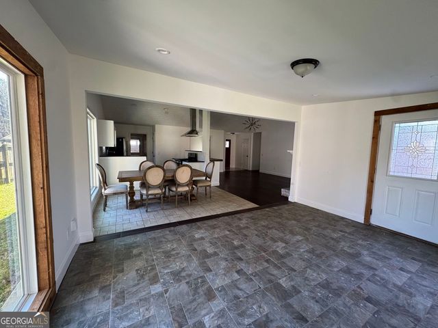 622 Marble Arch Avenue, Lawrenceville, GA 30046