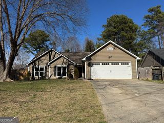 622 Marble Arch Avenue, Lawrenceville, GA 30046