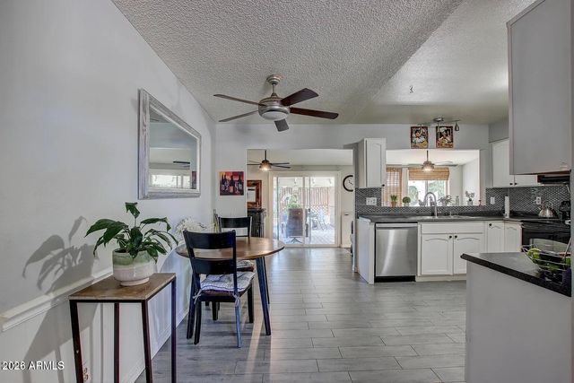 2755 E Michigan Avenue, Phoenix, AZ 85032