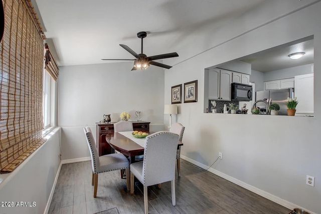 2755 E Michigan Avenue, Phoenix, AZ 85032