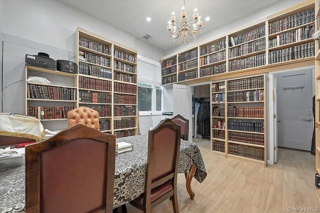 43 Freeland Street, Monroe, NY 10950