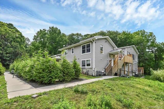 43 Freeland Street, Monroe, NY 10950