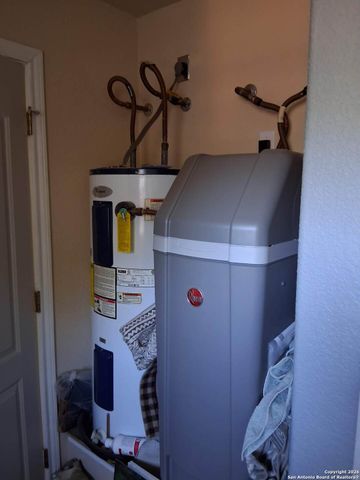 7061 DEVONSHIRE, Spring Branch, TX 78070