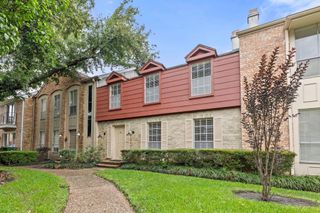 2323 Augusta Drive 36, Houston, TX 77057