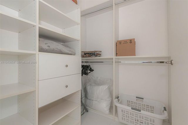 200 Biscayne Boulevard Way 5109, Miami, FL 33131