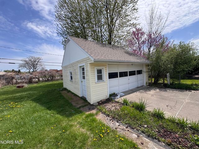 5058 Trimble Road, Toledo, OH 43613