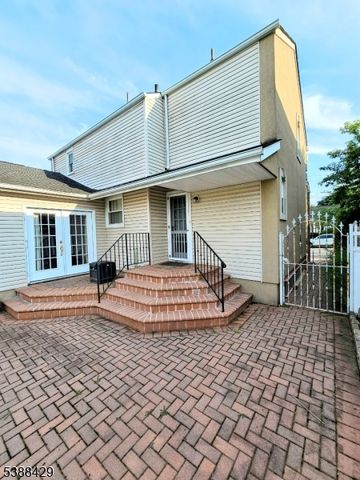28 Noel Dr, North Arlington Boro, NJ 07031