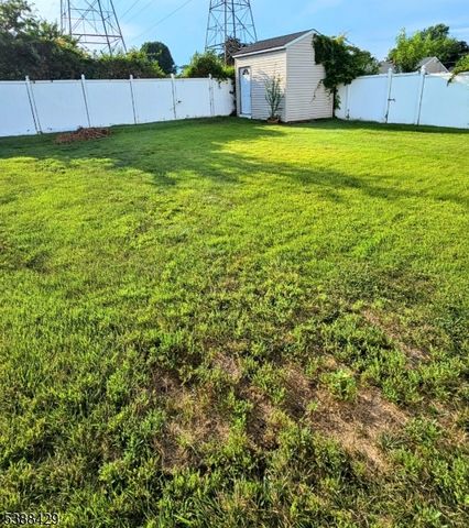 28 Noel Dr, North Arlington Boro, NJ 07031