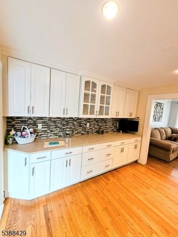 28 Noel Dr, North Arlington Boro, NJ 07031