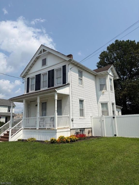 58 Thompson St, Raritan Boro, NJ 08869 — exterior