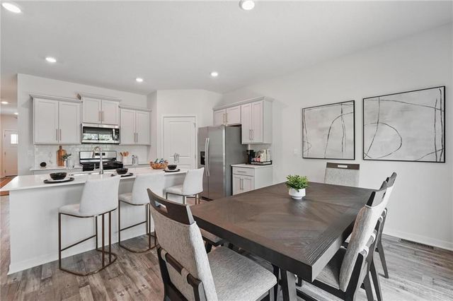 21061 W 217th Court, Spring Hill, KS 66083