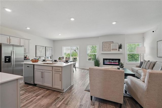 21061 W 217th Court, Spring Hill, KS 66083