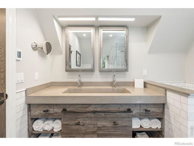 5575 Saint Vrain Road, Longmont, CO 80503