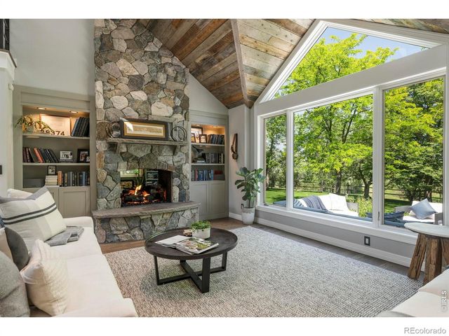 5575 Saint Vrain Road, Longmont, CO 80503