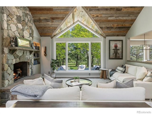 5575 Saint Vrain Road, Longmont, CO 80503