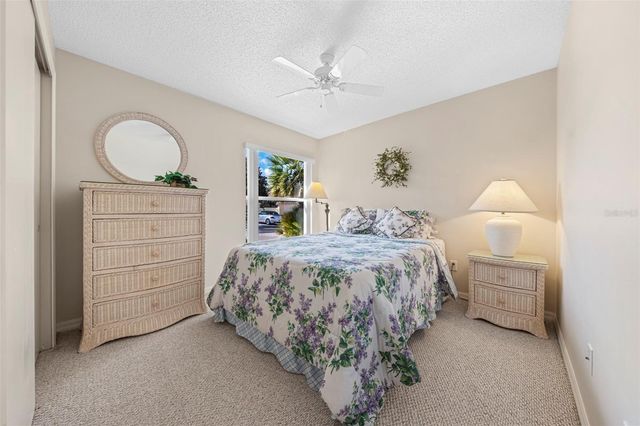 1137 SANTA CRUZ DRIVE, The Villages, FL 32162