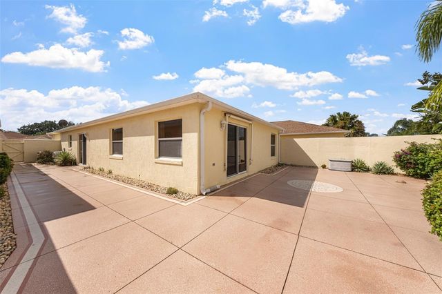 1137 SANTA CRUZ DRIVE, The Villages, FL 32162