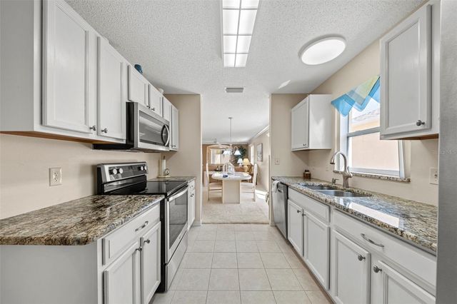 1137 SANTA CRUZ DRIVE, The Villages, FL 32162