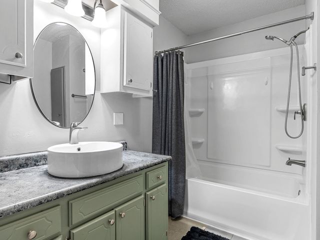 5 Camelot Lane, Greenville, SC 29611