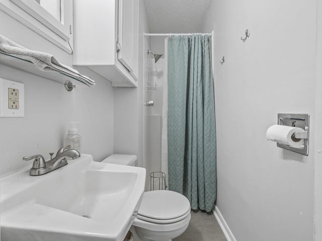 5 Camelot Lane, Greenville, SC 29611