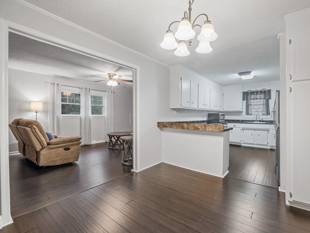 5 Camelot Lane, Greenville, SC 29611