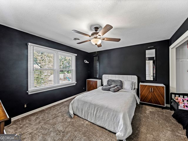 215 Pineywood Road, Griffin, GA 30224