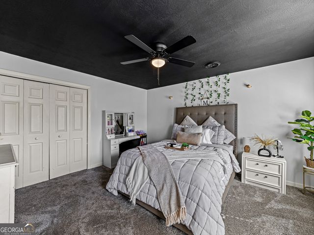 215 Pineywood Road, Griffin, GA 30224