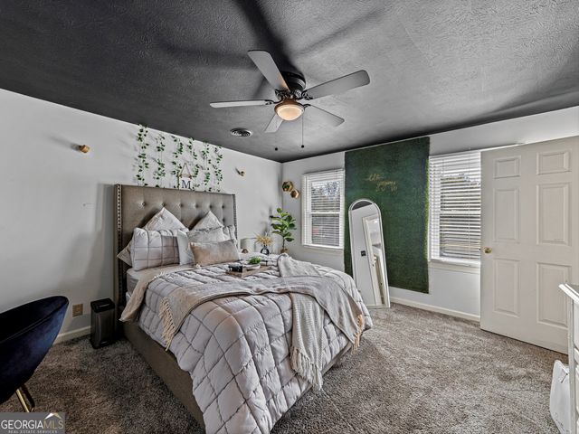 215 Pineywood Road, Griffin, GA 30224