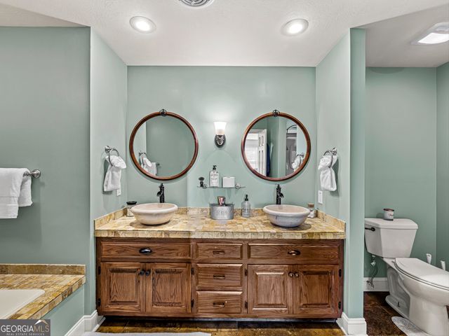 215 Pineywood Road, Griffin, GA 30224