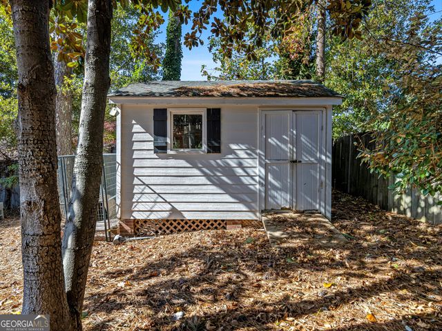 215 Pineywood Road, Griffin, GA 30224