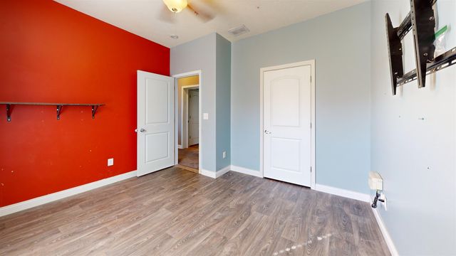 1731 RIVERS EDGE DR SE, Minot, ND 58701