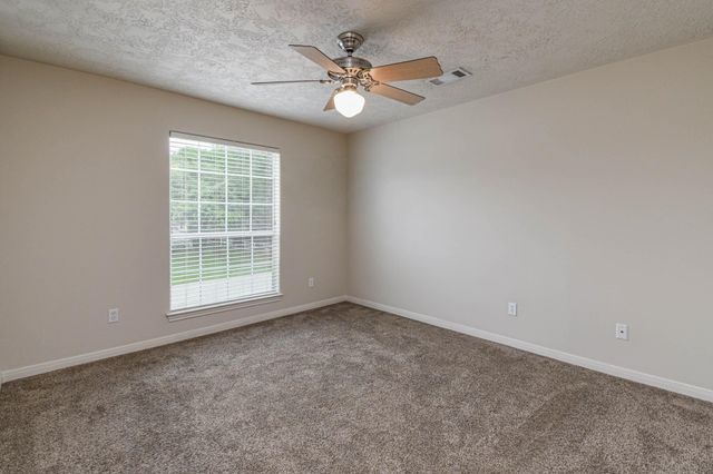 213 Foster Street, Tomball, TX 77375