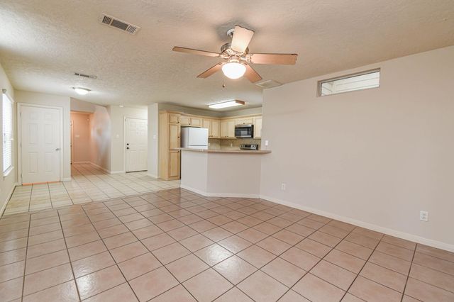 213 Foster Street, Tomball, TX 77375