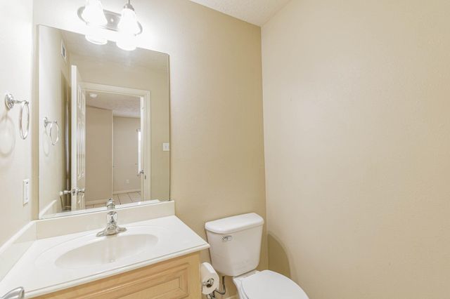 213 Foster Street, Tomball, TX 77375