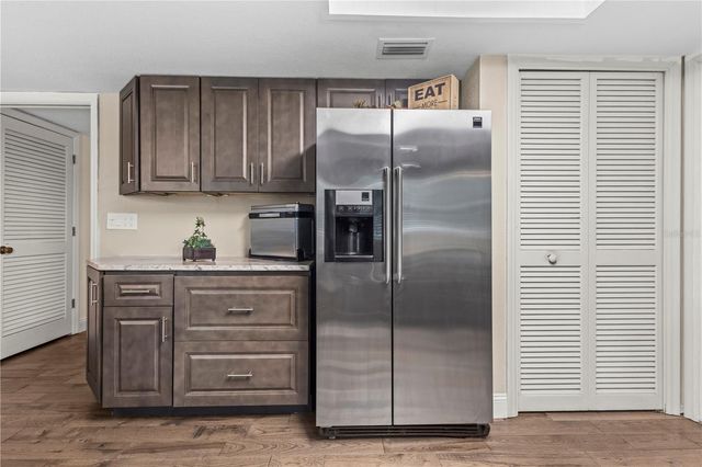 1437 GLENVIEW ROAD, Palm Harbor, FL 34683