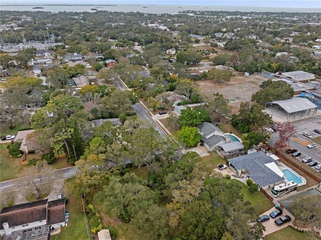 1437 GLENVIEW ROAD, Palm Harbor, FL 34683