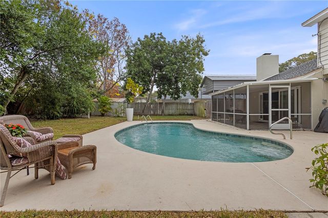 1437 GLENVIEW ROAD, Palm Harbor, FL 34683