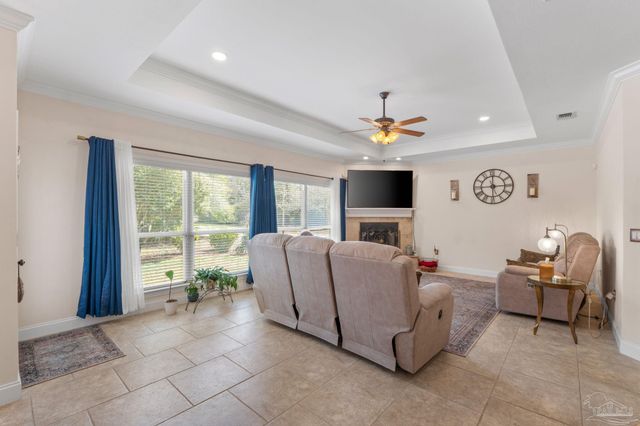 2708 Muirfield Dr, Navarre, FL 32566